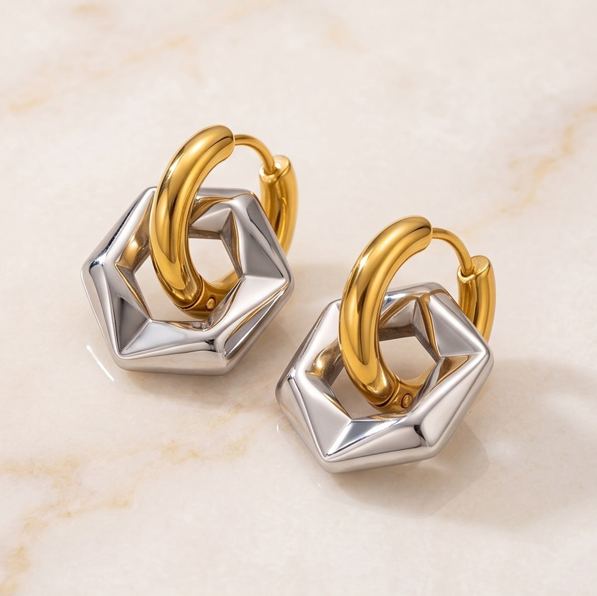 Hexagon Earrings For Women In Ombre Color, Made Of Titanium Steel With Electroplated Finish And 304 Stainless Steel Ear Pins