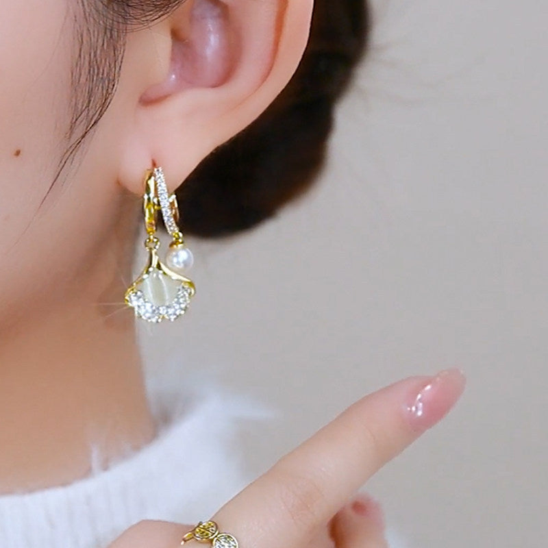 Ginkgo Leaf Earrings For Women In Retro Style, Real Gold Plated With Copper Ear Pins
