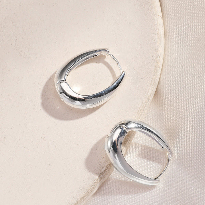 Oval Gold Earrings For Women Featuring Copper Posts With Simple Style Design