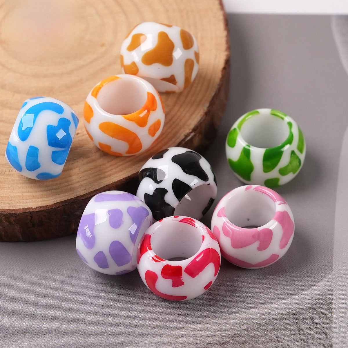 Acrylic Beads For Jewelry Making Featuring Printing Craft With Hole Size 6~9.9mm, Natural Pink Sweet Cows Design
