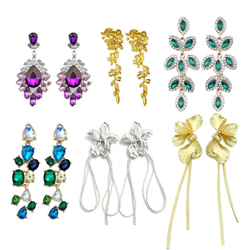 Exaggerated Flowers Tassel Earrings For Women In Gold Zinc Alloy With Zircon Inlay, Drop Earrings