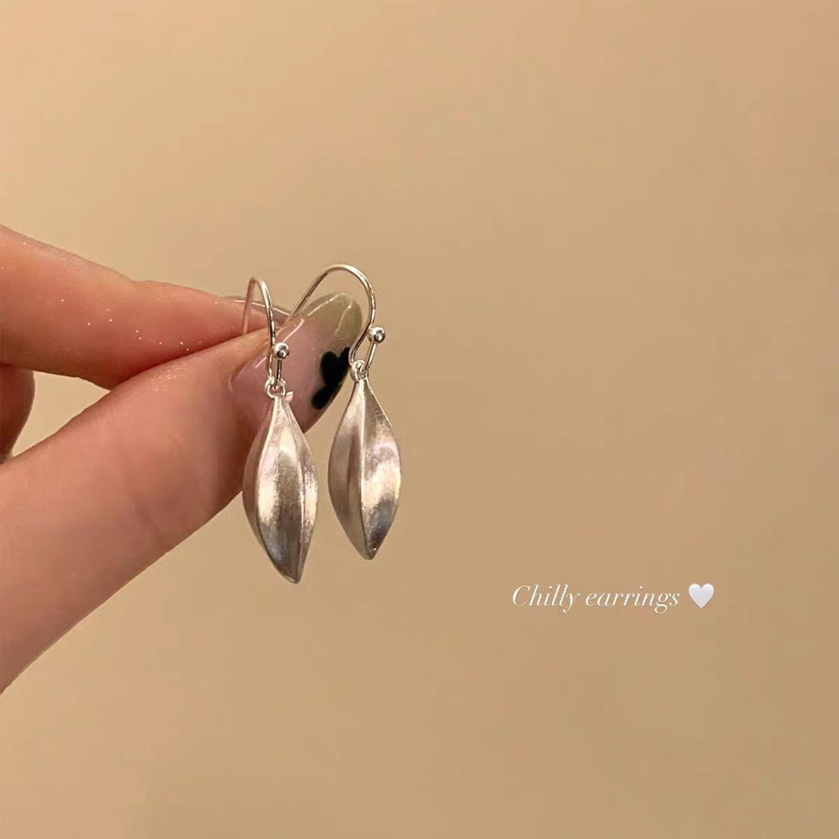 Leaf Earrings For Women Featuring 925 Sterling Silver Ear Pins In Simple Style With Silver Alloy Design