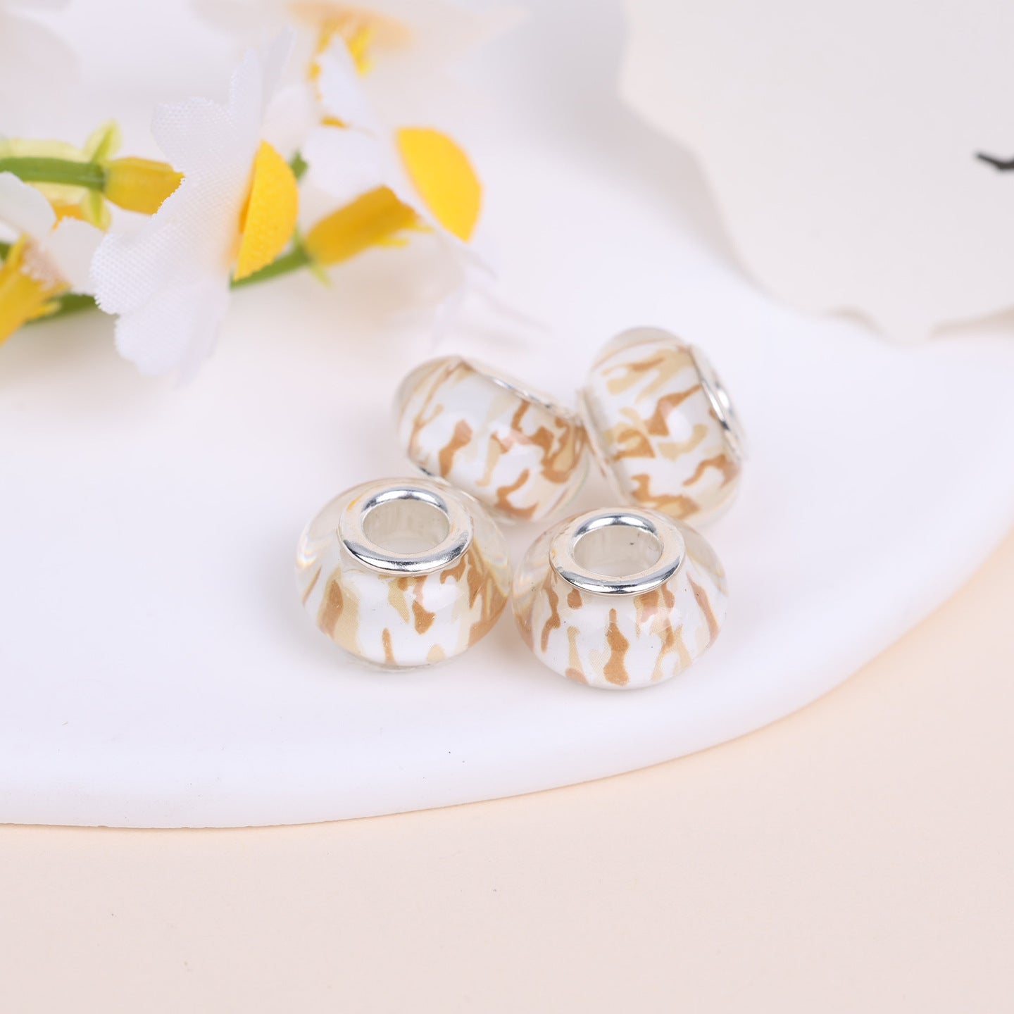 Maya Resin Beads With Epoxy Inlay, Jewelry Accessories In Commute Style, Available In Colour