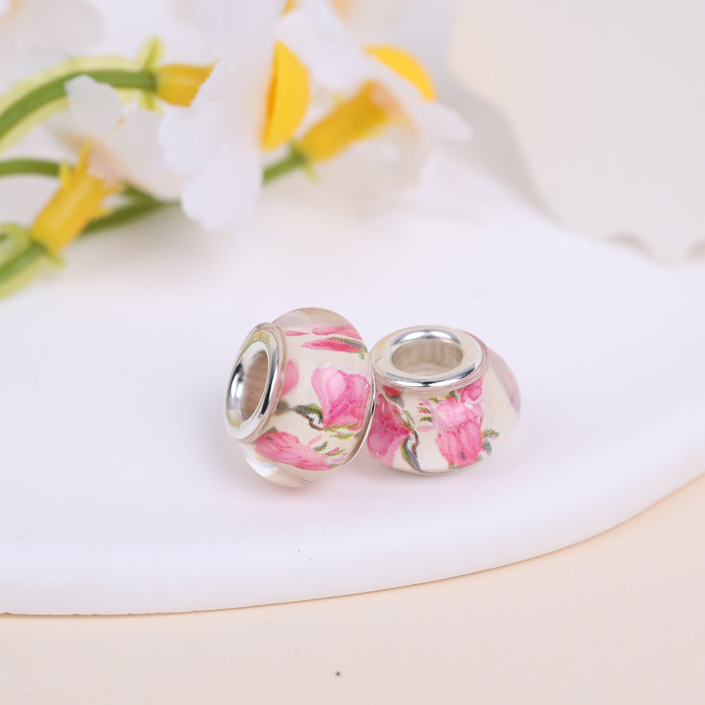 Maya Resin Beads With Epoxy Inlay, Jewelry Accessories In Commute Style, Available In Colour