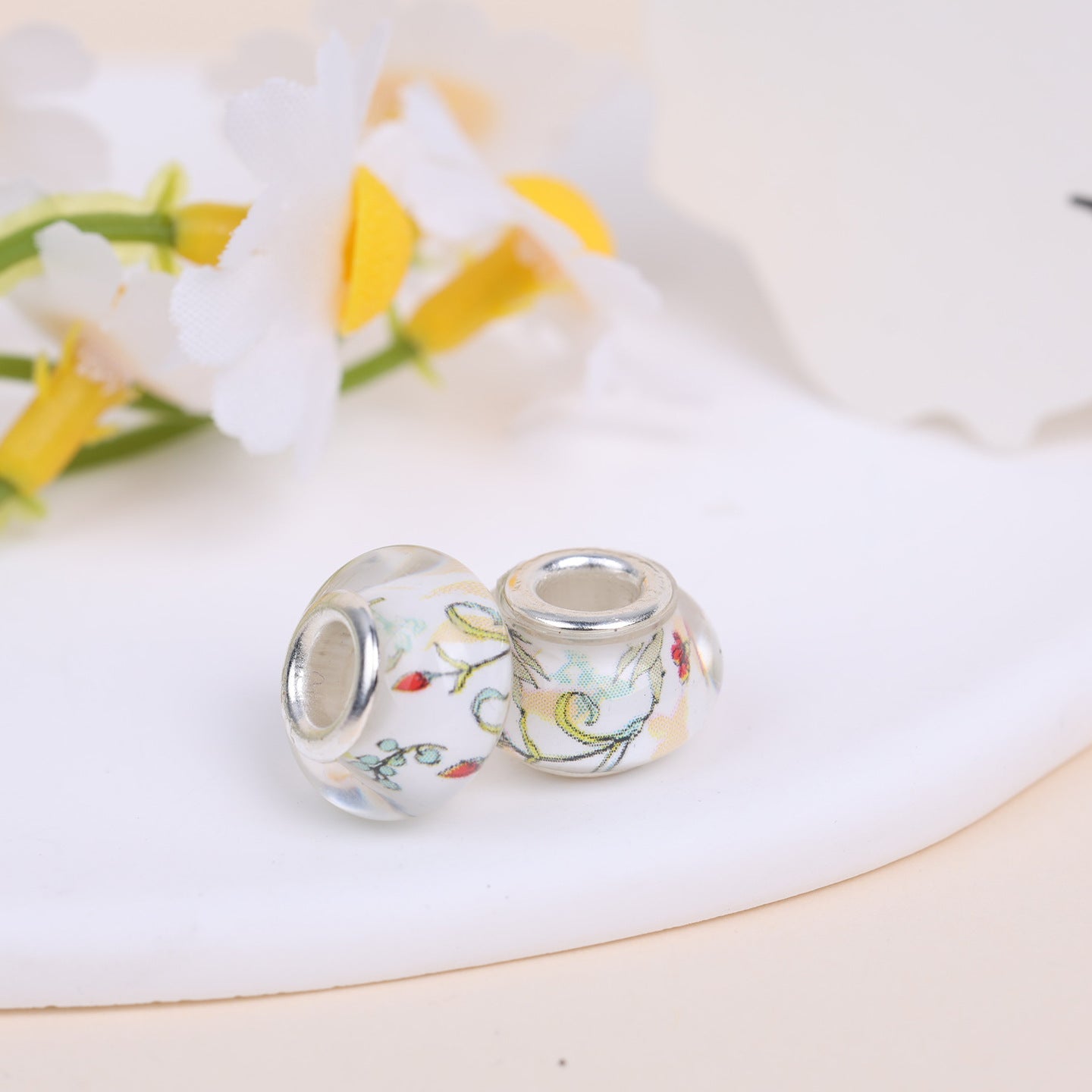 Maya Resin Beads With Epoxy Inlay, Jewelry Accessories In Commute Style, Available In Colour