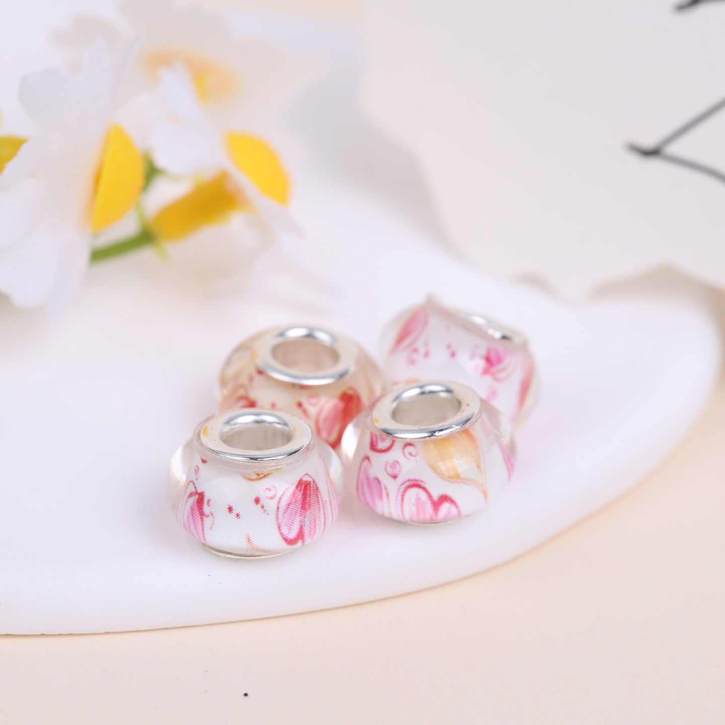 Maya Resin Beads With Epoxy Inlay, Jewelry Accessories In Commute Style, Available In Colour