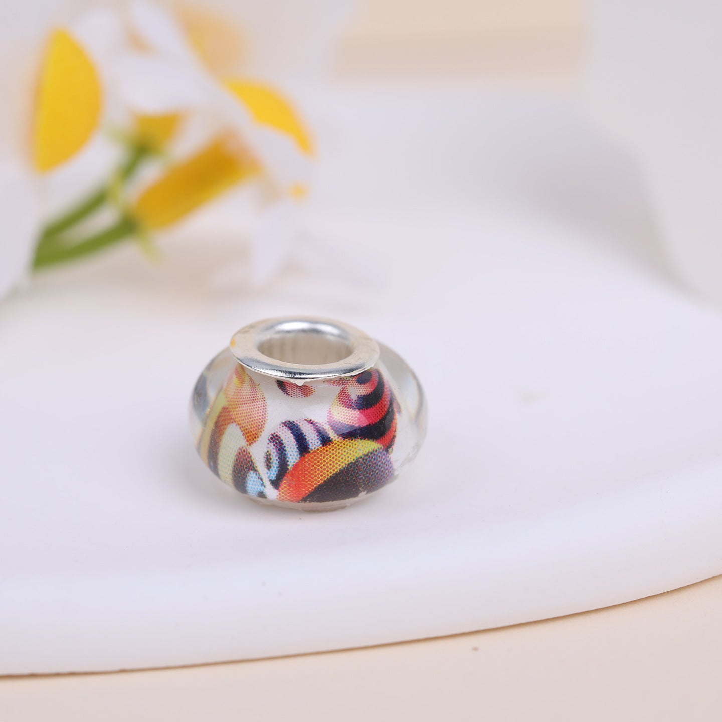 Maya Resin Beads With Epoxy Inlay, Jewelry Accessories In Commute Style, Available In Colour
