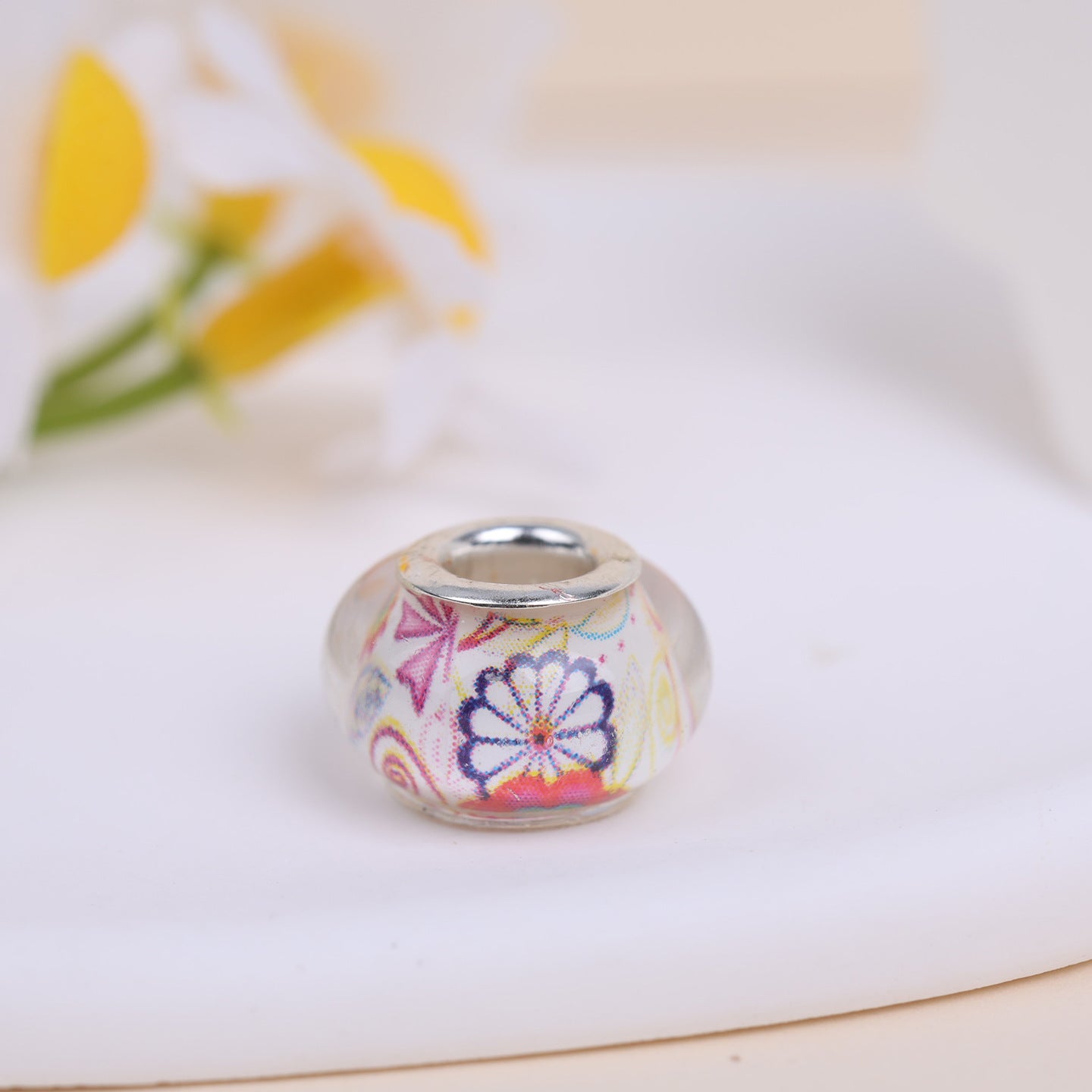 Maya Resin Beads With Epoxy Inlay, Jewelry Accessories In Commute Style, Available In Colour