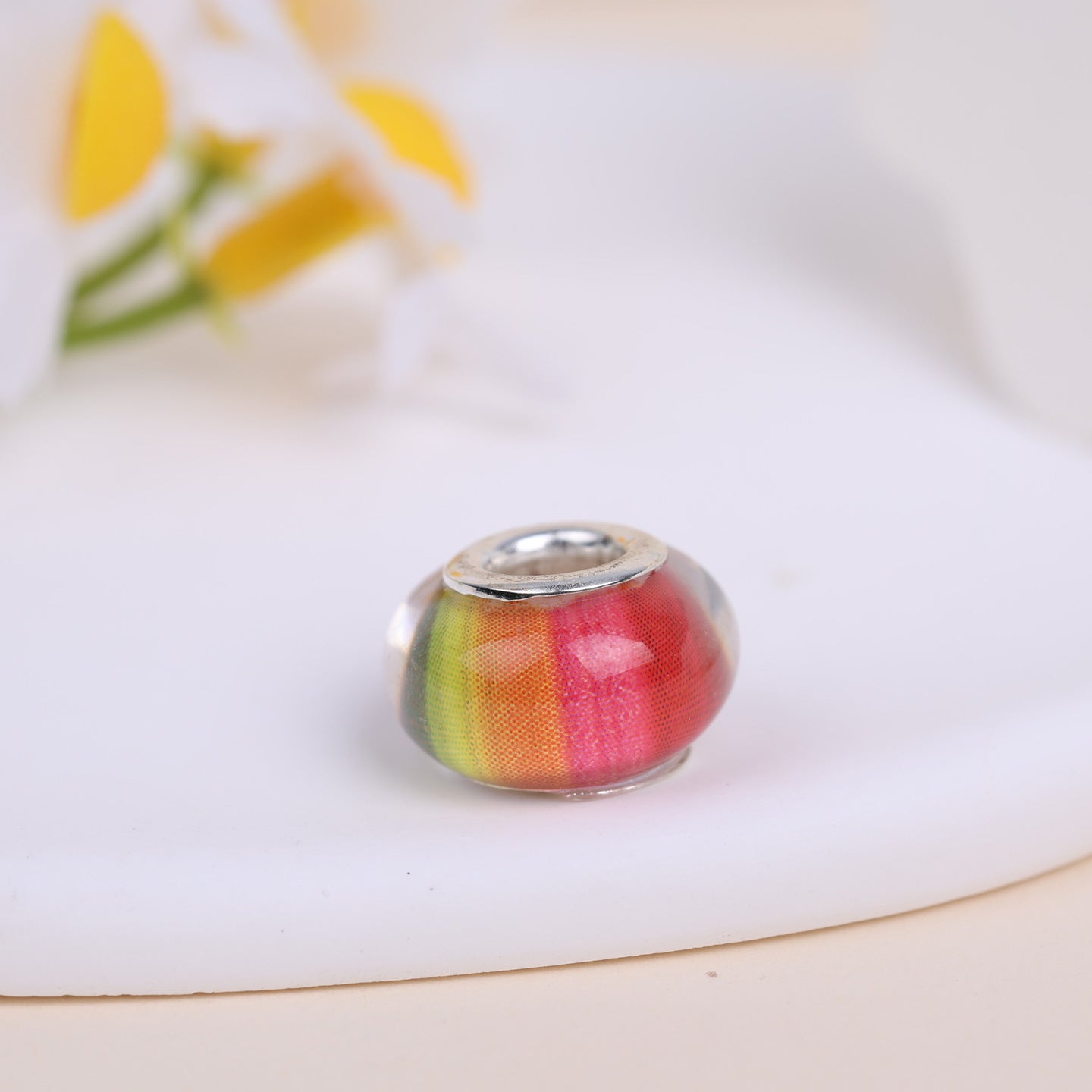 Maya Resin Beads With Epoxy Inlay, Jewelry Accessories In Commute Style, Available In Colour