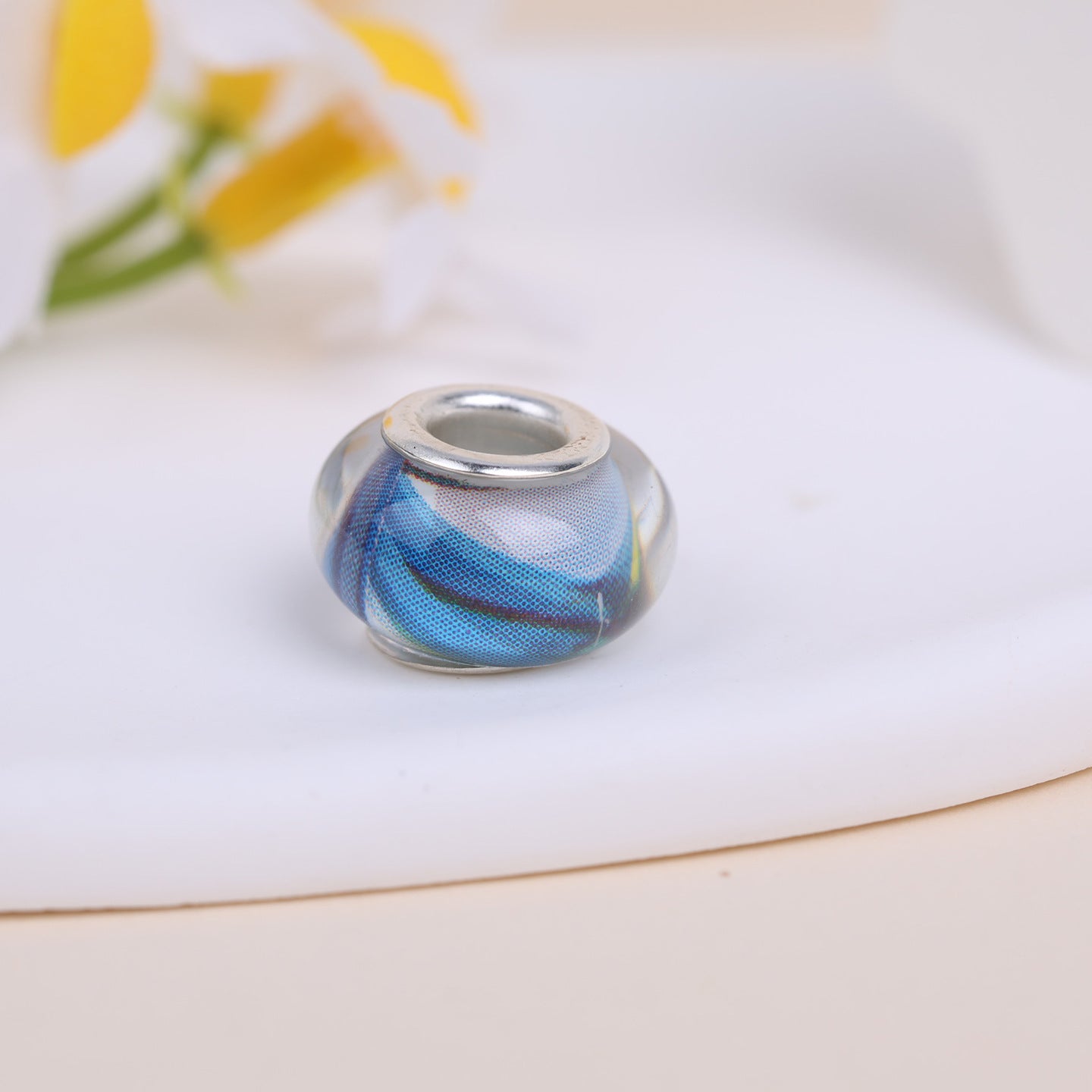 Maya Resin Beads With Epoxy Inlay, Jewelry Accessories In Commute Style, Available In Colour
