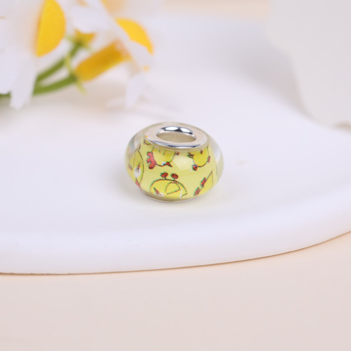 Maya Resin Beads With Epoxy Inlay, Jewelry Accessories In Commute Style, Available In Colour