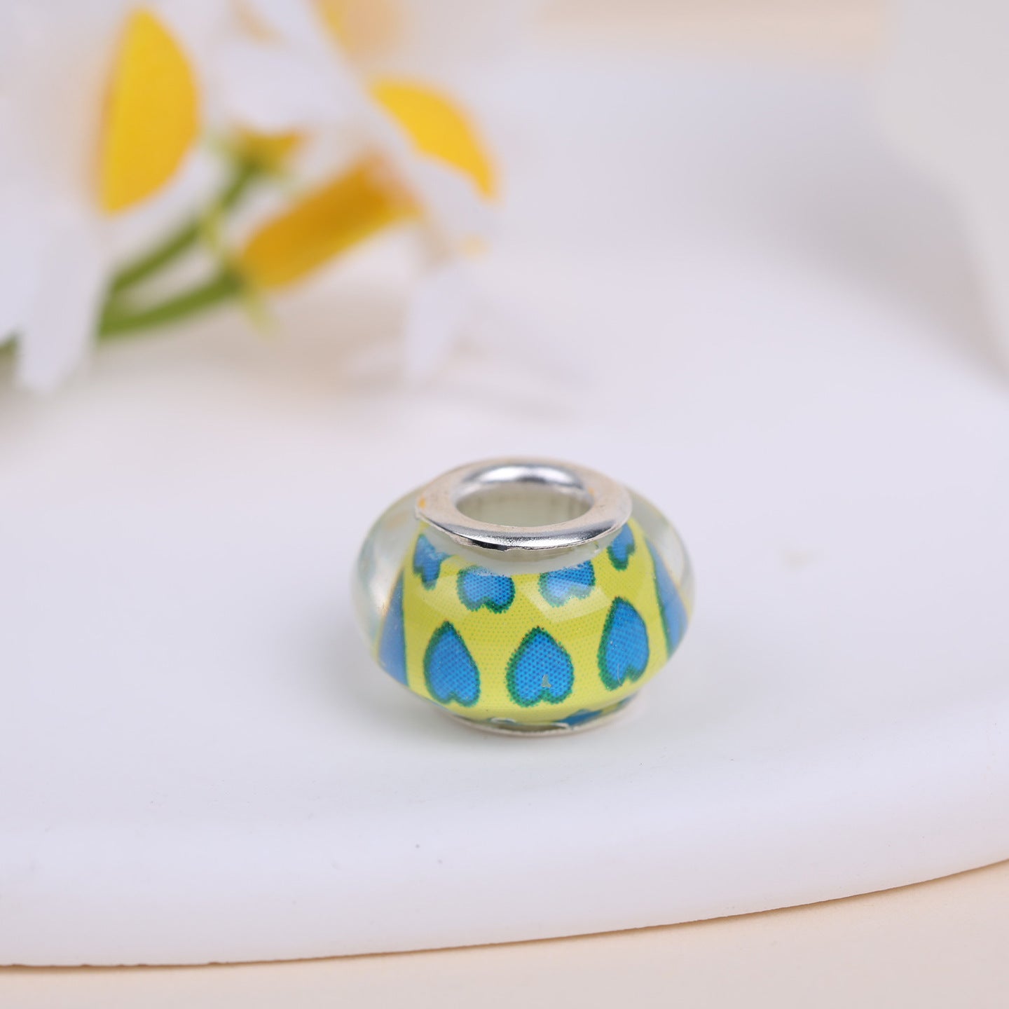Maya Resin Beads With Epoxy Inlay, Jewelry Accessories In Commute Style, Available In Colour