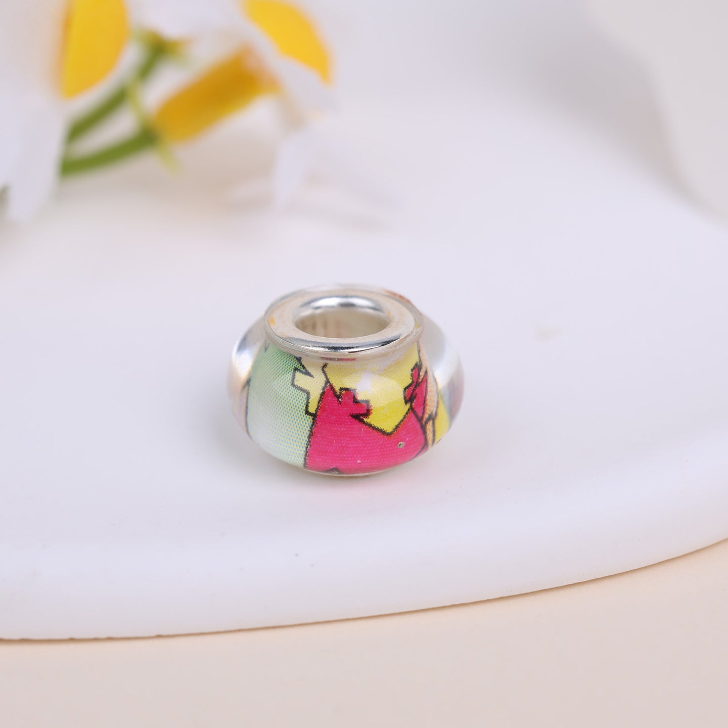 Maya Resin Beads With Epoxy Inlay, Jewelry Accessories In Commute Style, Available In Colour