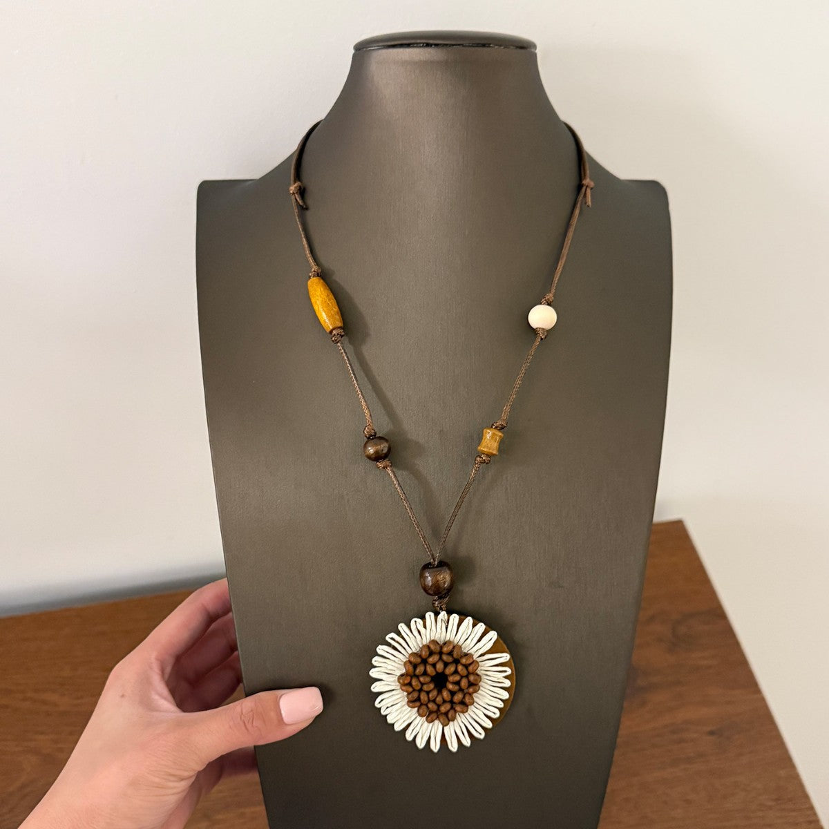 Ethnic Style Beading Flowers Pendant Necklace For Women, Perfect For Casual Wear