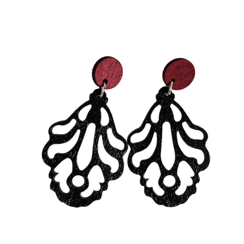 Bohemian Dyed Black Wood Leaves Earrings With Iron Ear Pins For Women