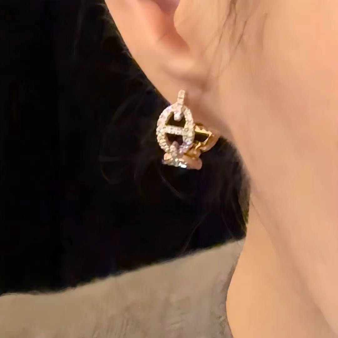 Crown Stud Earrings For Women In Copper With Electroplated Gold Plating And Zircon Inlay