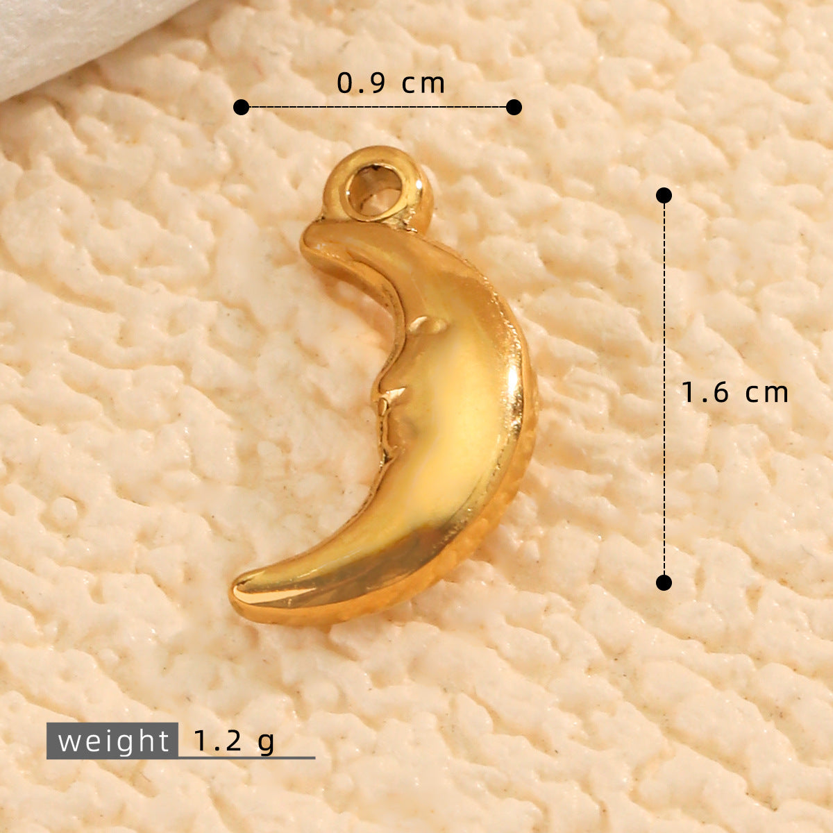 Moon Pendant Made Of 304 Stainless Steel Featuring Electroplated Craftsmanship
