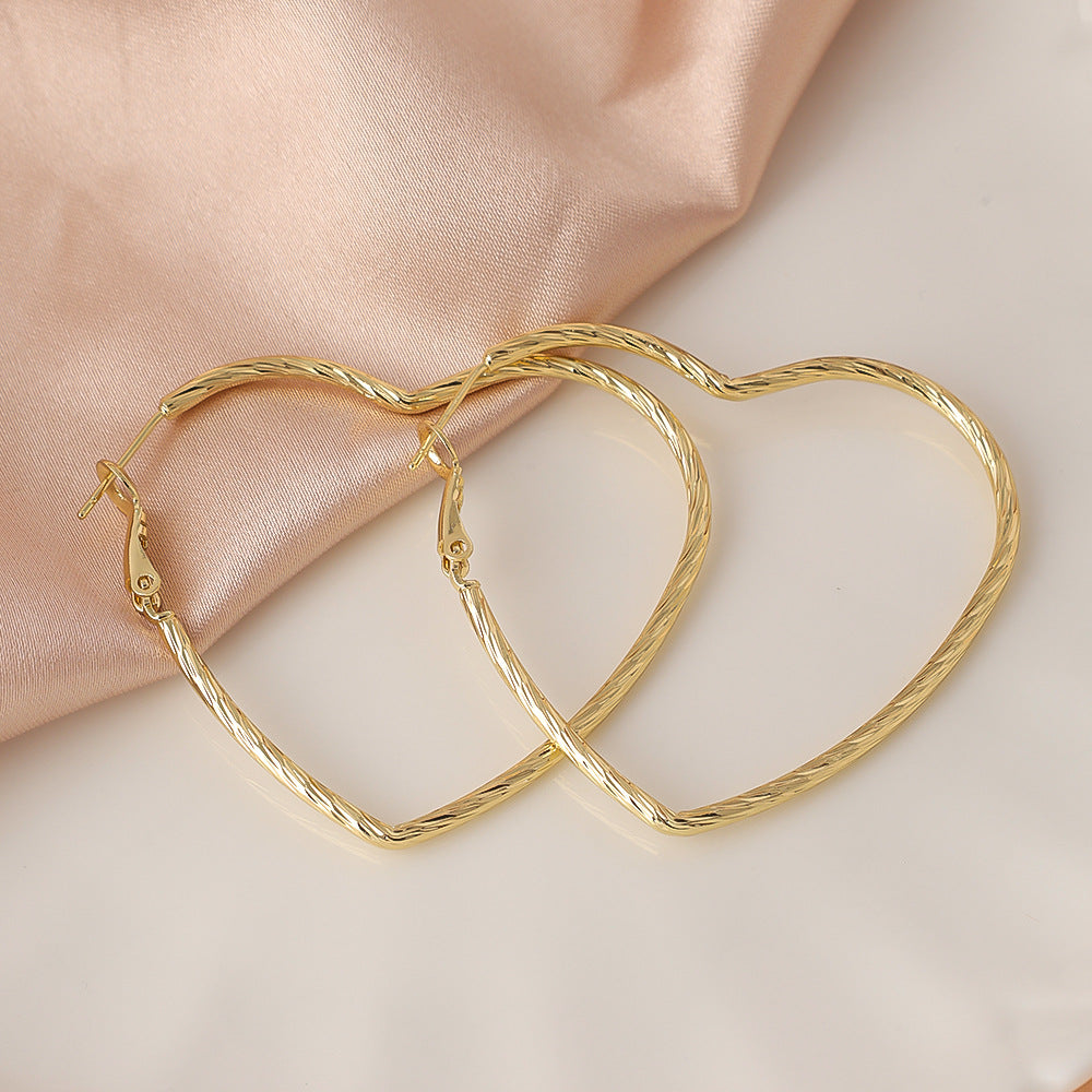 Gold Circle Earrings For Women With Copper Ear Pins Featuring Exaggerated Style