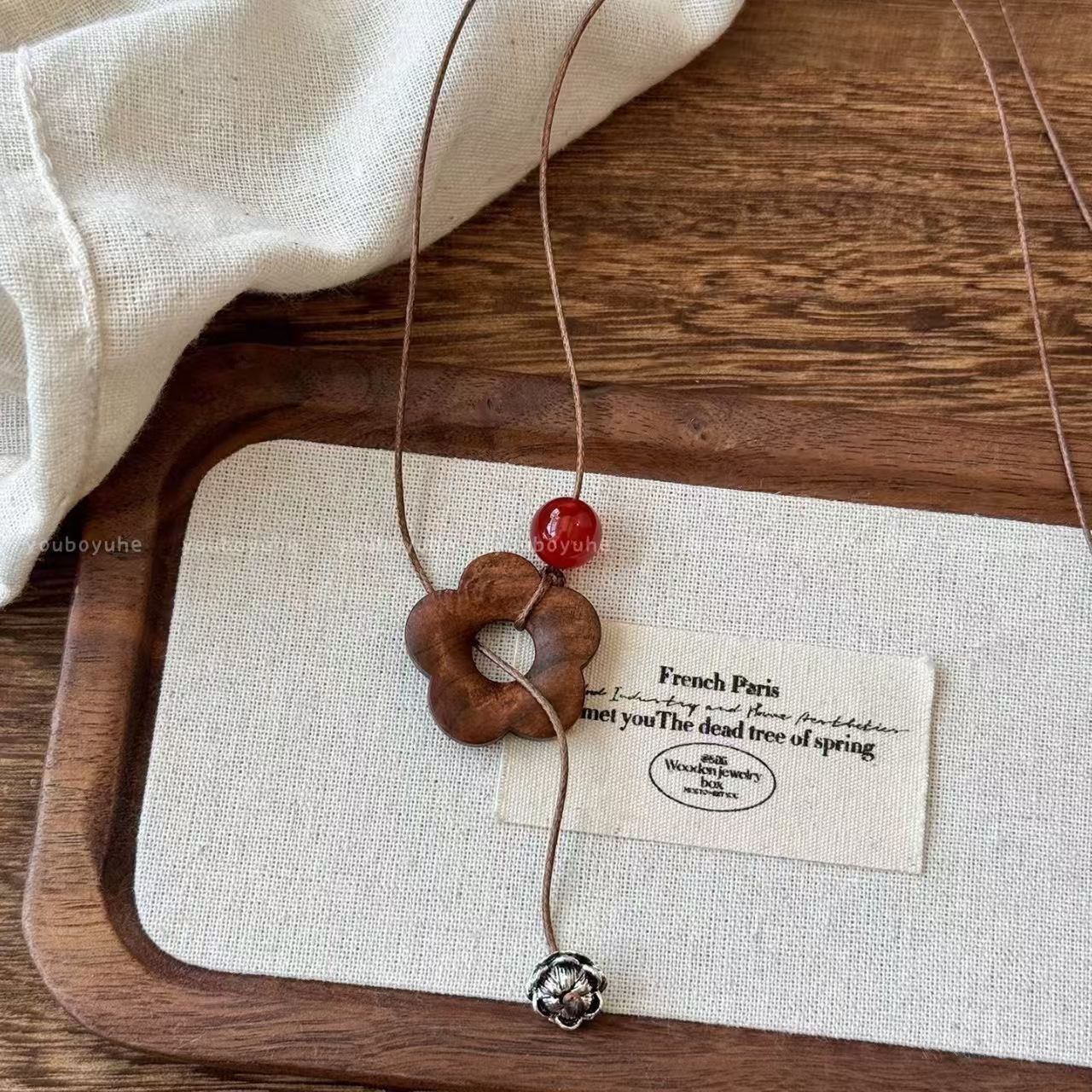 Ethnic Style Flowers Beading Sweater Chain Necklace For Women With Wood Pendant