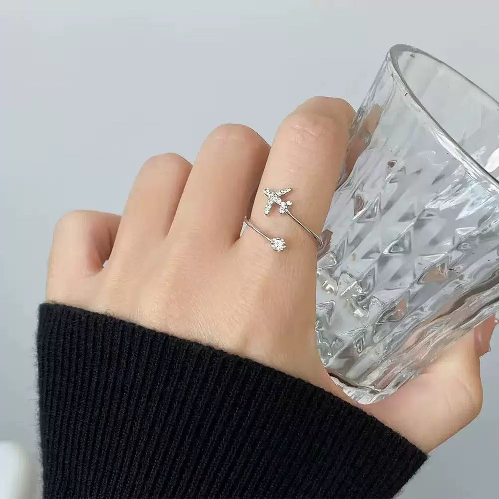 Sweet Airplane Open Ring For Women In Electroplated Copper With Rhinestone Inlay