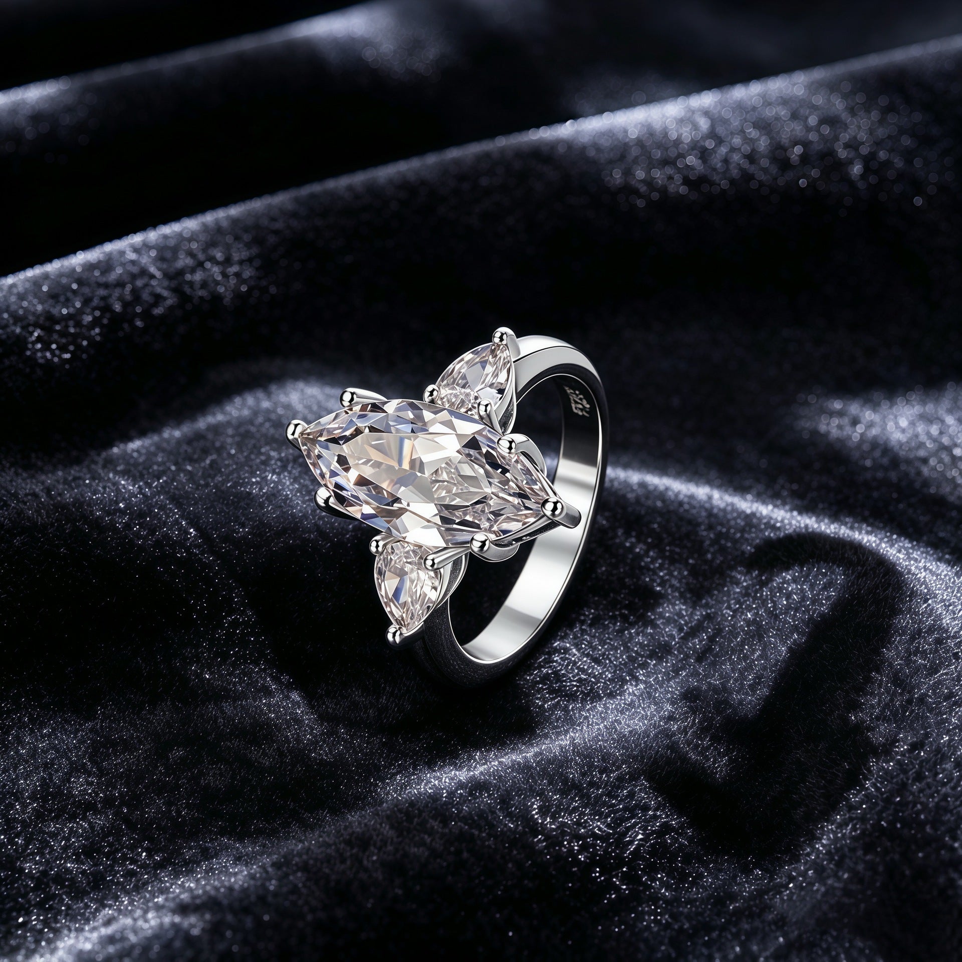 Exaggerated Horse Eye Open Ring In 925 Sterling Silver With Zircon Inlay, Unisex Design