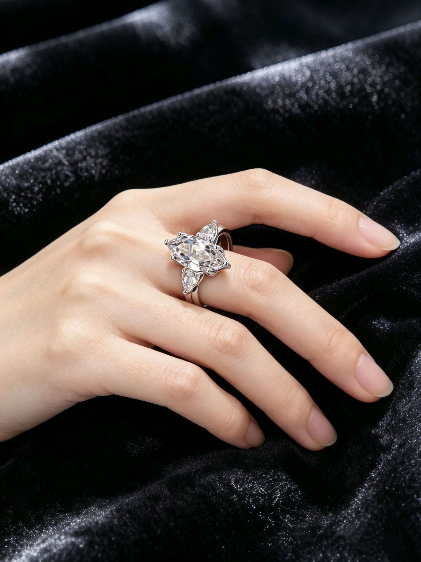 Exaggerated Horse Eye Open Ring In 925 Sterling Silver With Zircon Inlay, Unisex Design