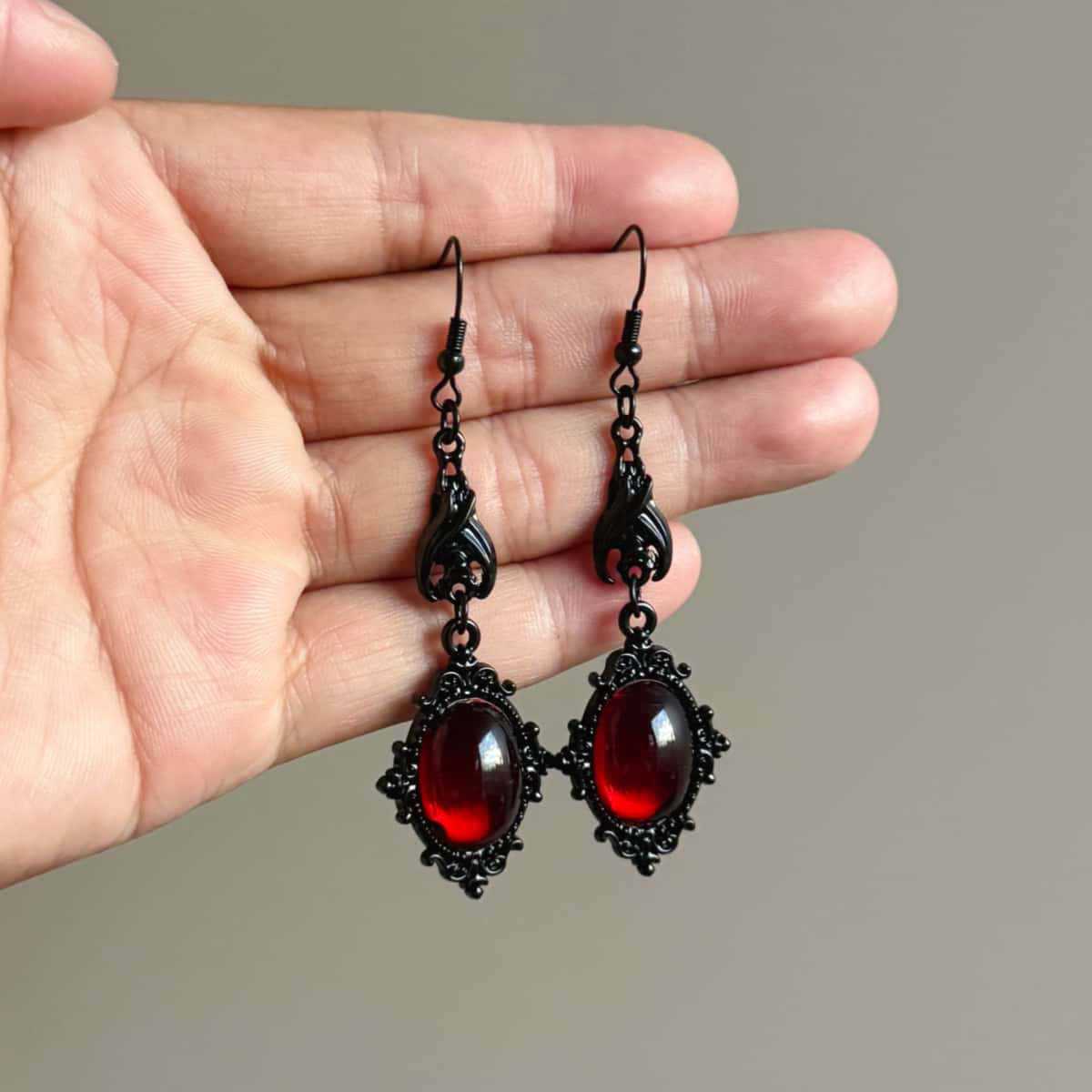 Gothic Red Bat Necklace For Women With Alloy Cable Chain And Artificial Crystal Inlay