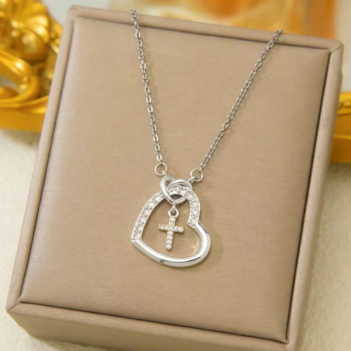 Heart Shape Pendant Necklace For Women In Real Gold Plated Brass With Zircon Inlay, 304 Stainless Steel Chain