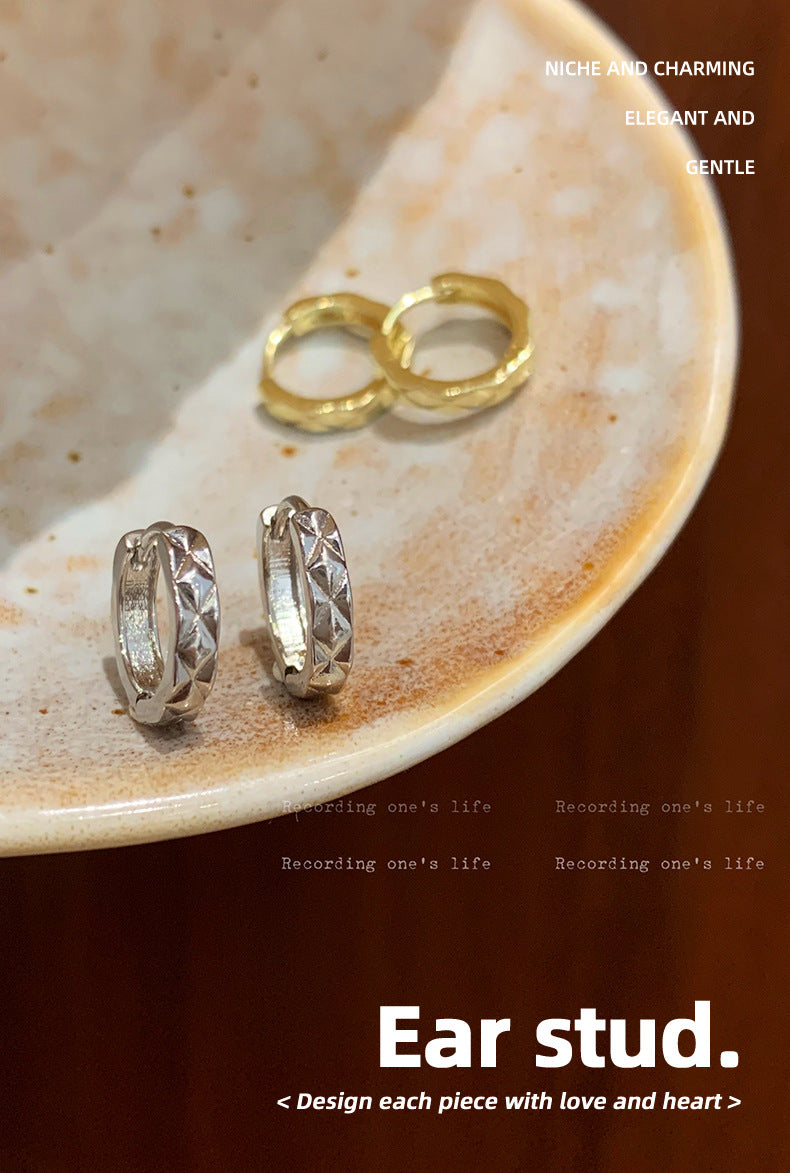 Lingge Exaggerated Clip Earrings For Women In Silver Plated Copper With Electroplated Gold Finish
