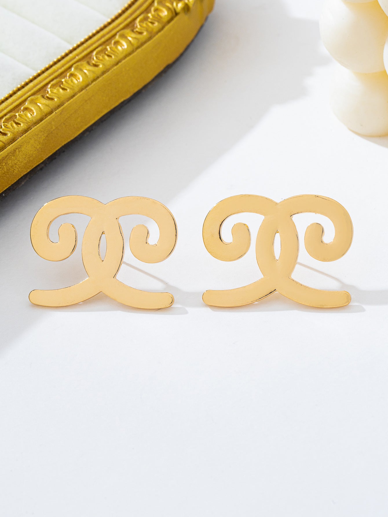 Double Ring Earrings For Women In Retro Style With 304 Stainless Steel Pins, Gold Zinc Alloy Design