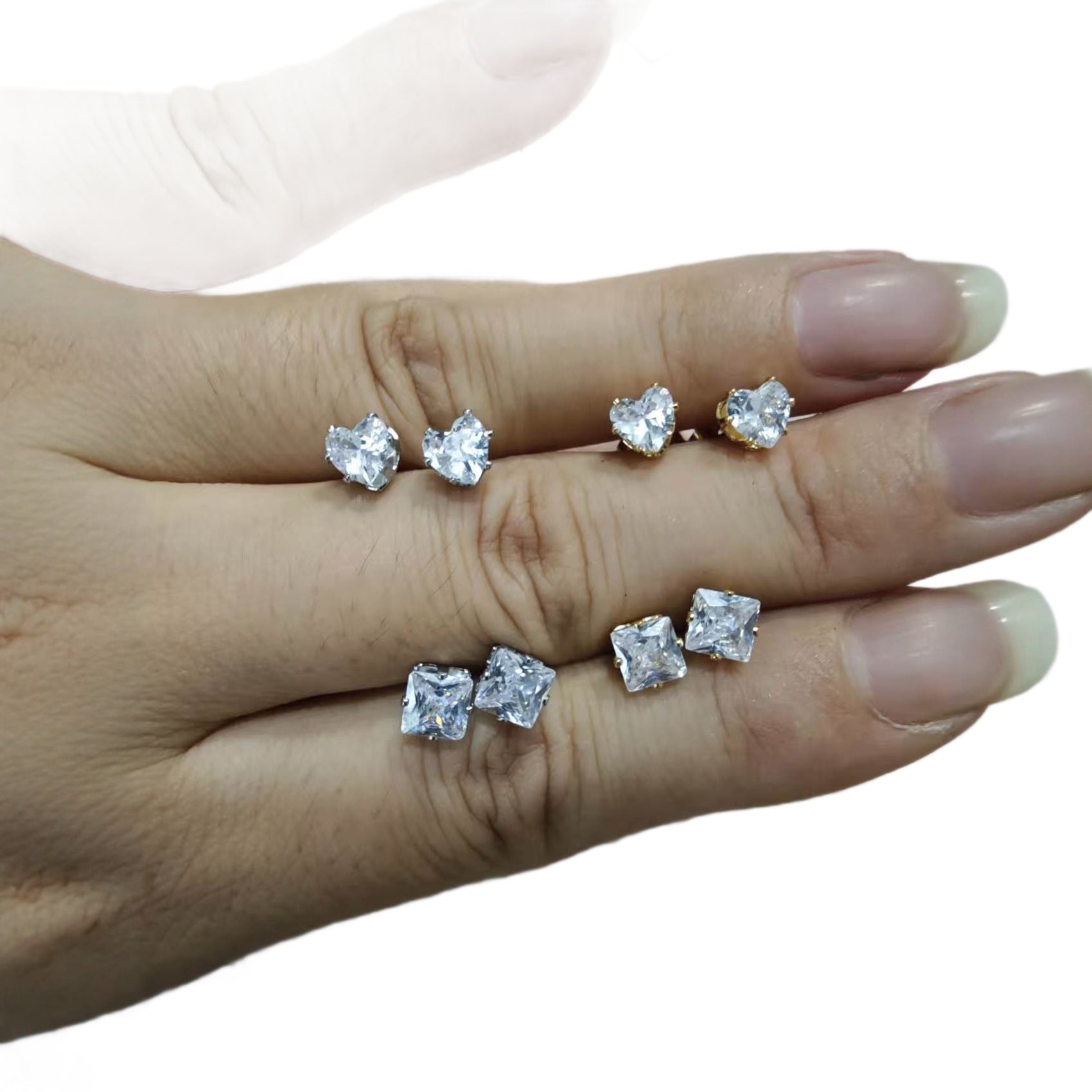 Heart Shape Stud Earrings For Women In Simple Style, Made With Titanium Steel And Inlaid Moissanite
