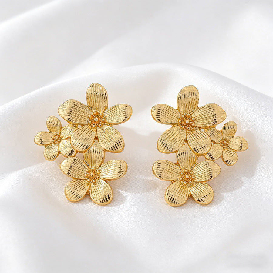 Exaggerated Flowers Tassel Earrings For Women With 304 Stainless Steel Studs And Electroplated Alloy Design