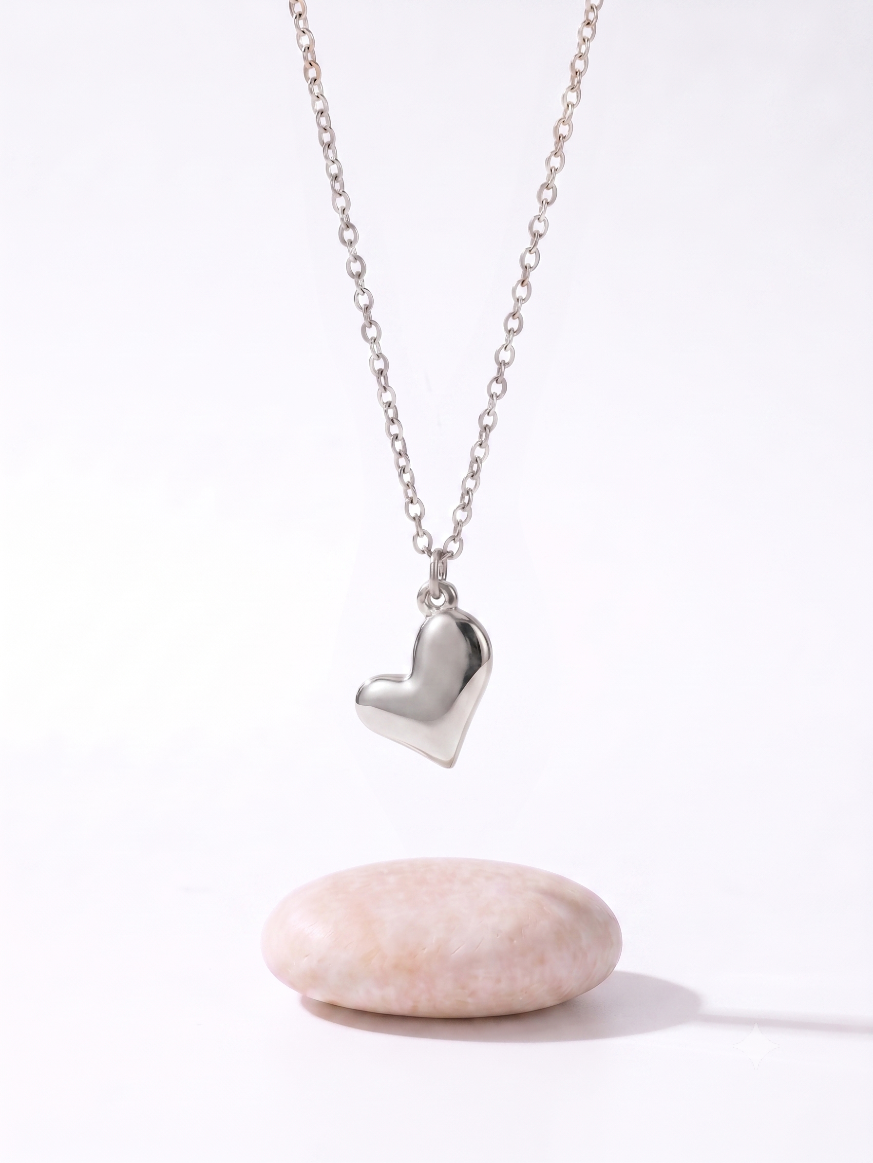 Heart Shape Necklace For Women, Waterproof Non Tarnish 304 Stainless Steel With 18K Real Gold Plated PVD Coated Cable Chain