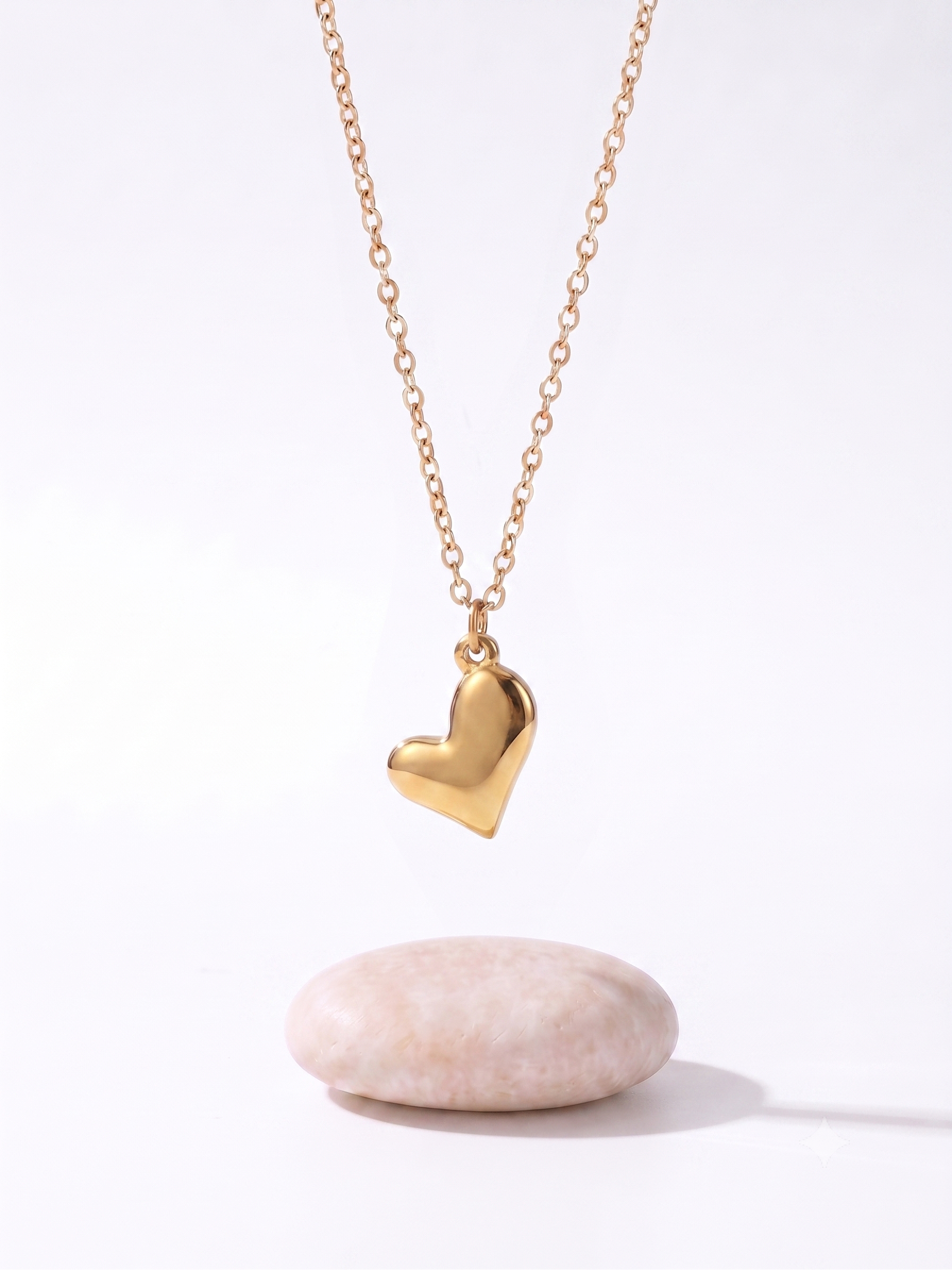 Heart Shape Necklace For Women, Waterproof Non Tarnish 304 Stainless Steel With 18K Real Gold Plated PVD Coated Cable Chain