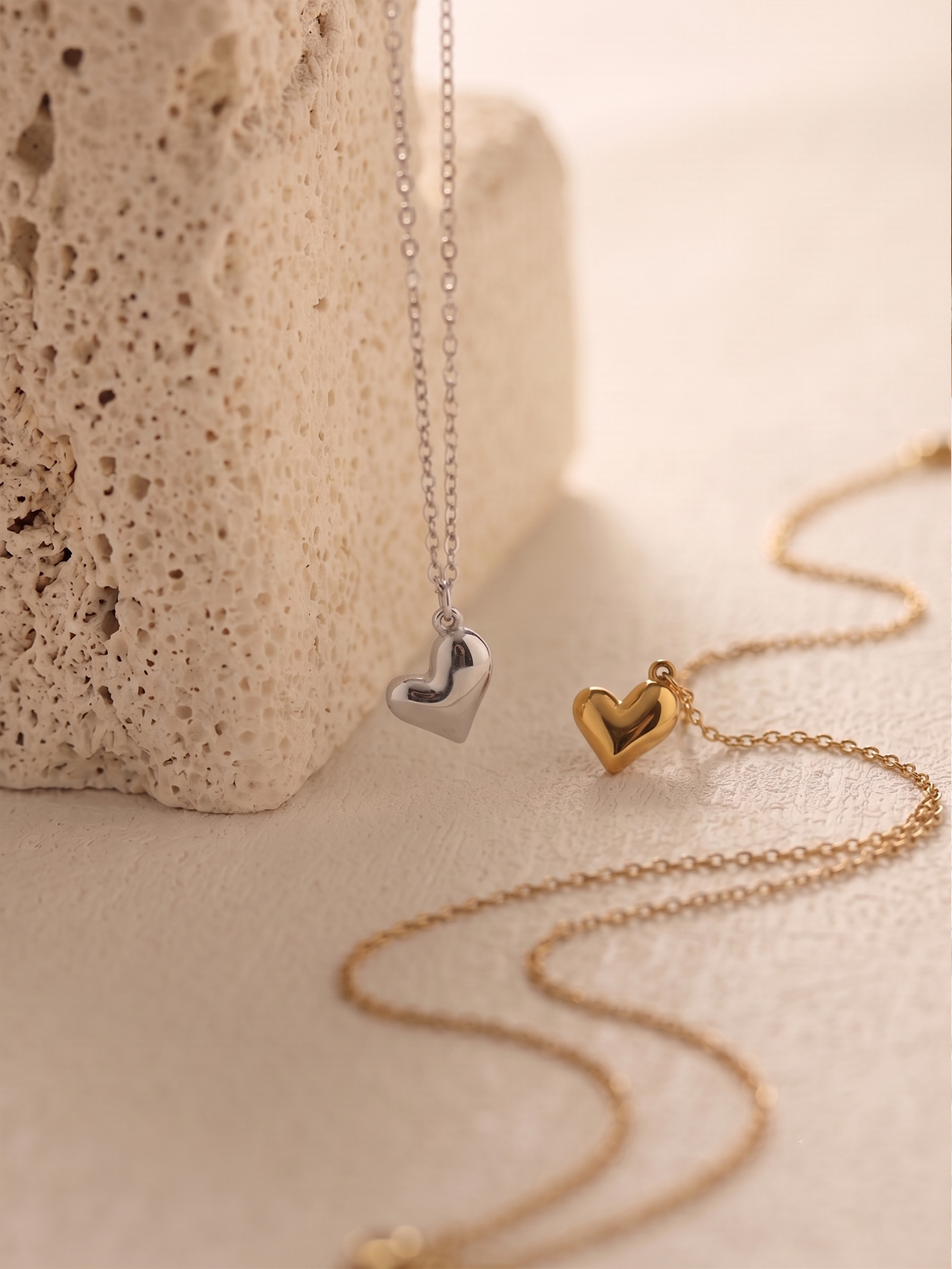 Heart Shape Necklace For Women, Waterproof Non Tarnish 304 Stainless Steel With 18K Real Gold Plated PVD Coated Cable Chain