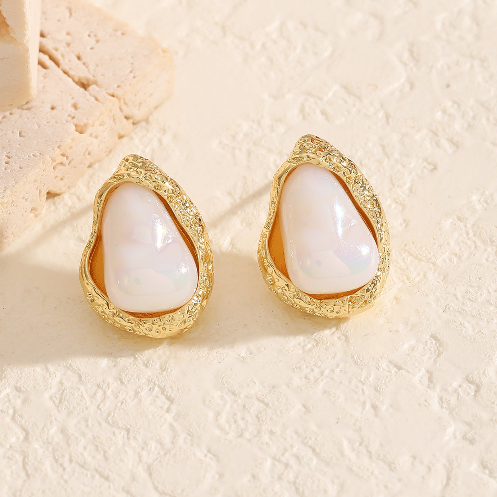 Butterfly Stud Earrings For Women In Sweet Style, Copper Ear Pins With Electroplated Alloy And Zircon Inlay