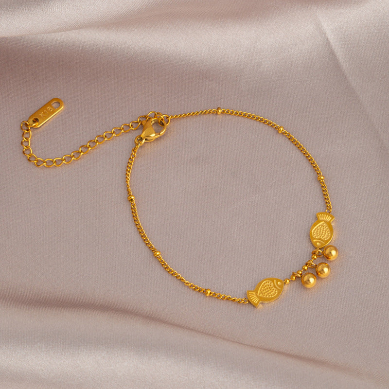 Leaf Pattern Women’s Bracelet In Titanium Steel With 18K Real Gold Electroplated Finish, Available In Gold