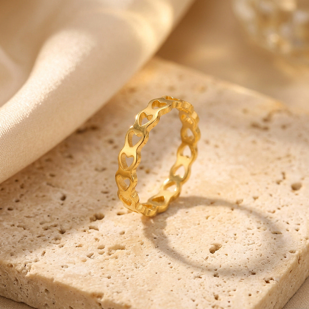 Heart Shape Gold Ring In Simple Style For Unisex, Made Of Durable 304 Stainless Steel