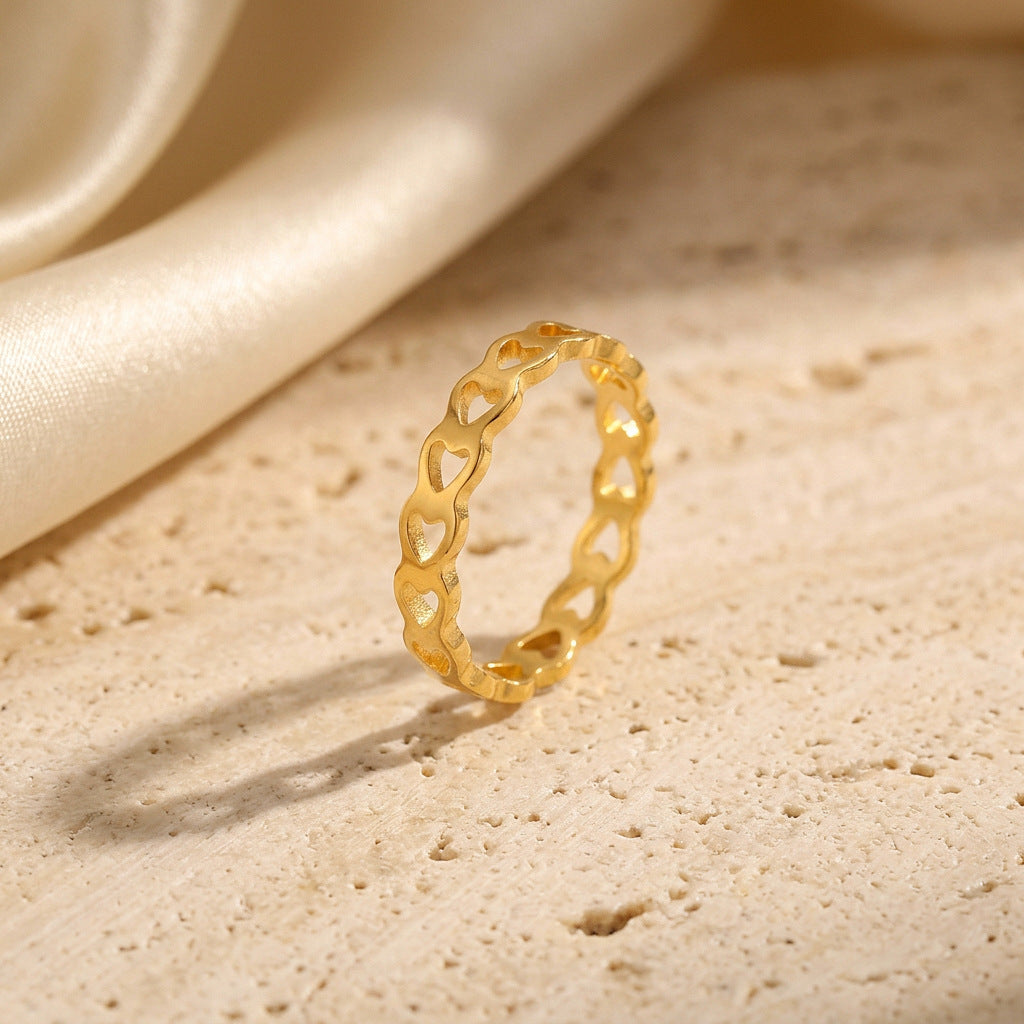 Heart Shape Gold Ring In Simple Style For Unisex, Made Of Durable 304 Stainless Steel