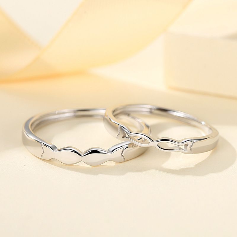 Couple Fish Open Rings In Copper Alloy With Electroplated Gold Plating Process