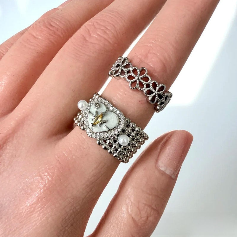 Heart Shape Wide Band Ring For Women In Silver Alloy Featuring Electroplated Finish