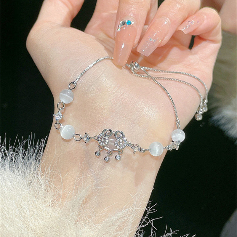 Ethnic Style Lock Bracelet For Women In Electroplated Copper With Cat's Eye Stone Inlay