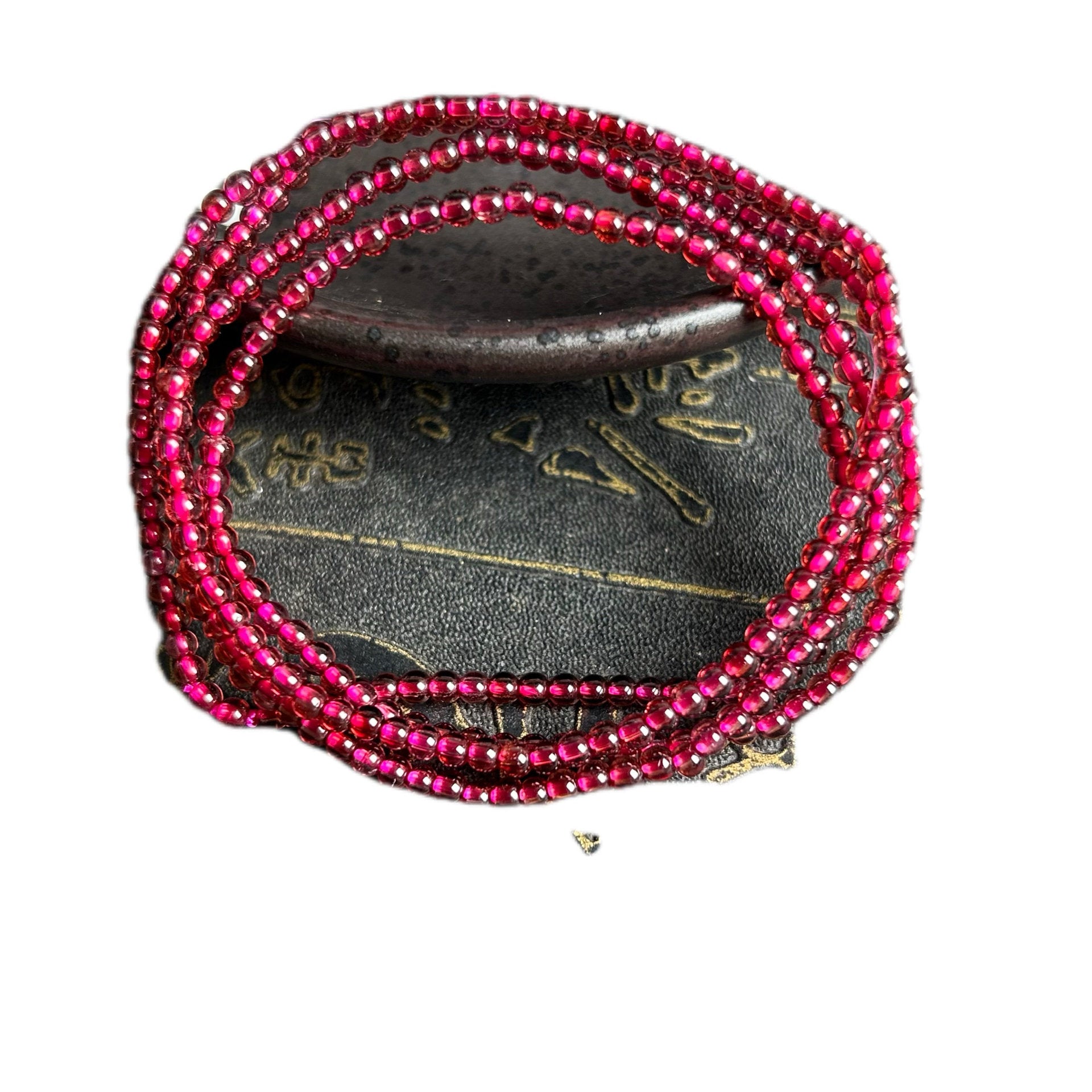 Ethnic Style Women's Bracelet Featuring Natural Stone And Garnet Inlay In Champagne, Perfect For Birthday Gifts