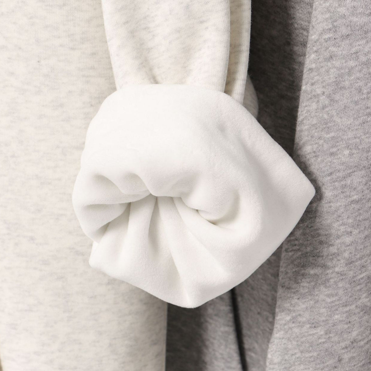 Men's Solid Color White Fleece Hoodie With Long Sleeve