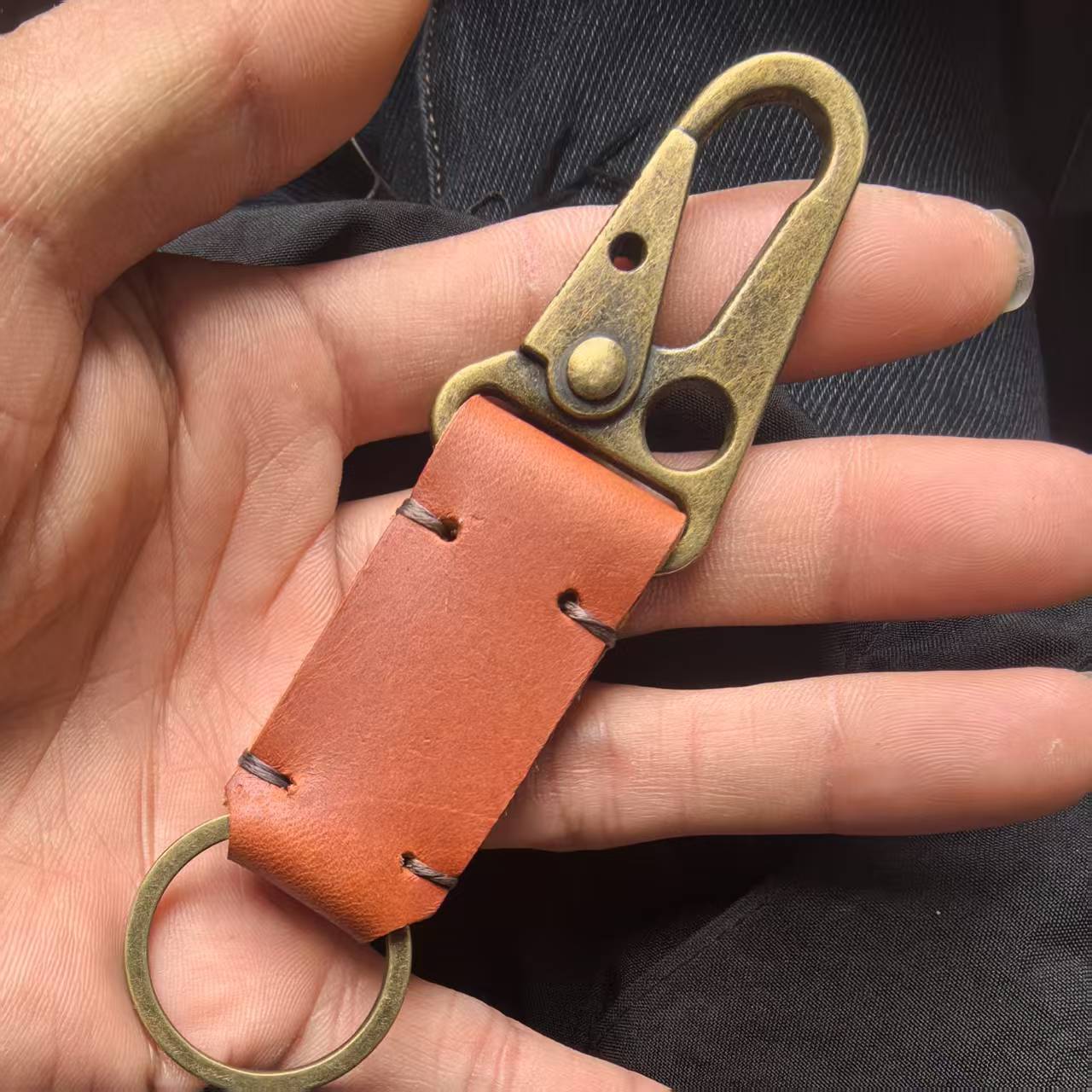 Halloween Car Key Chain In Dyed Black Featuring Durable Zinc Material