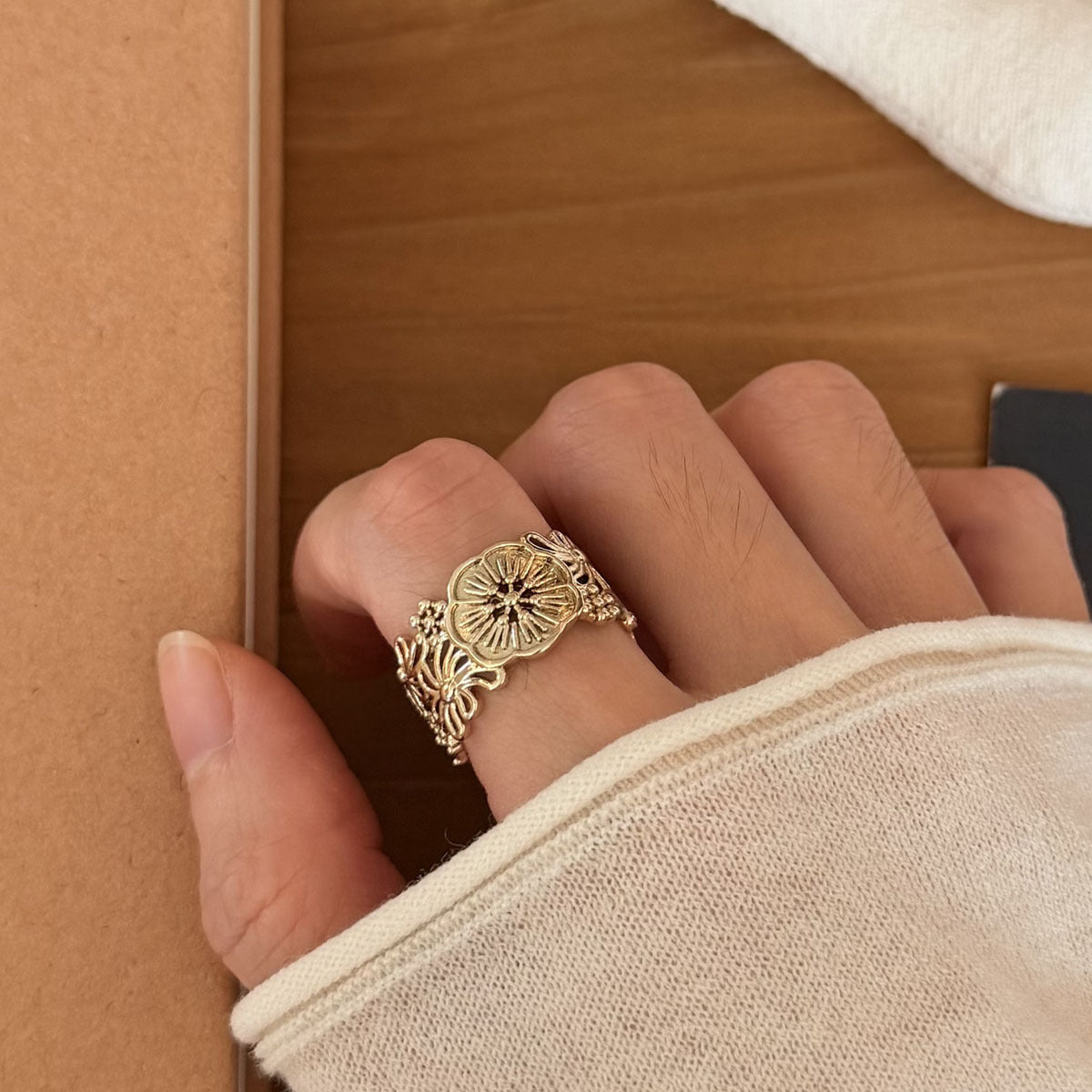 Fireworks Open Rings For Women In New Style, Electroplated Copper With Crystal Inlay