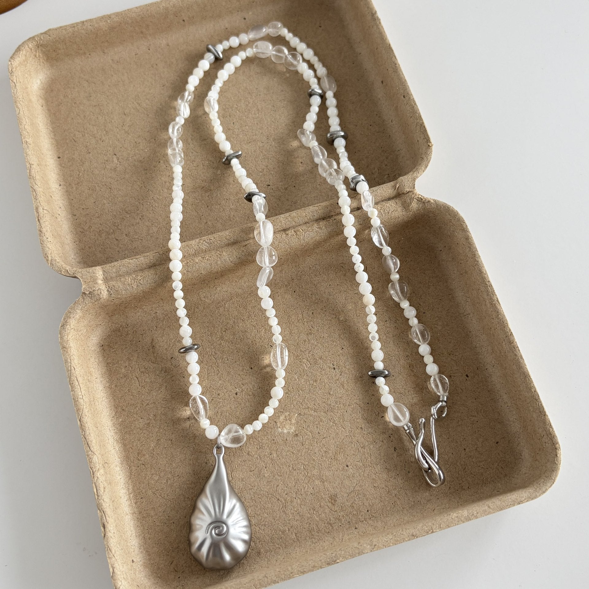 Beaded Brass Long Necklace With Shell Pendant For Women Featuring Shell Inlay On Beaded Chain