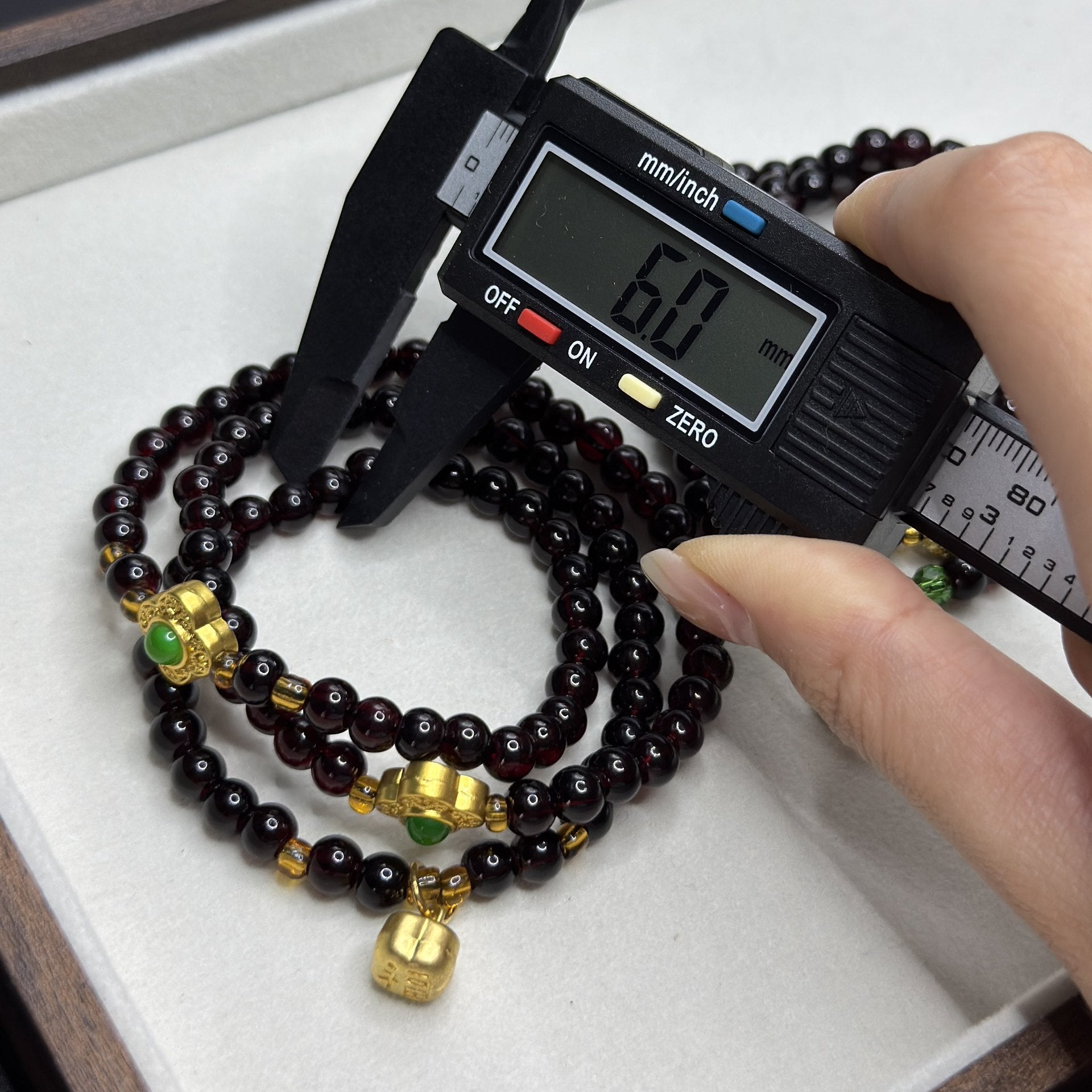 Handmade Glass Gem Bracelet For Women With Natural Stone Inlay, Perfect Birthday Gift