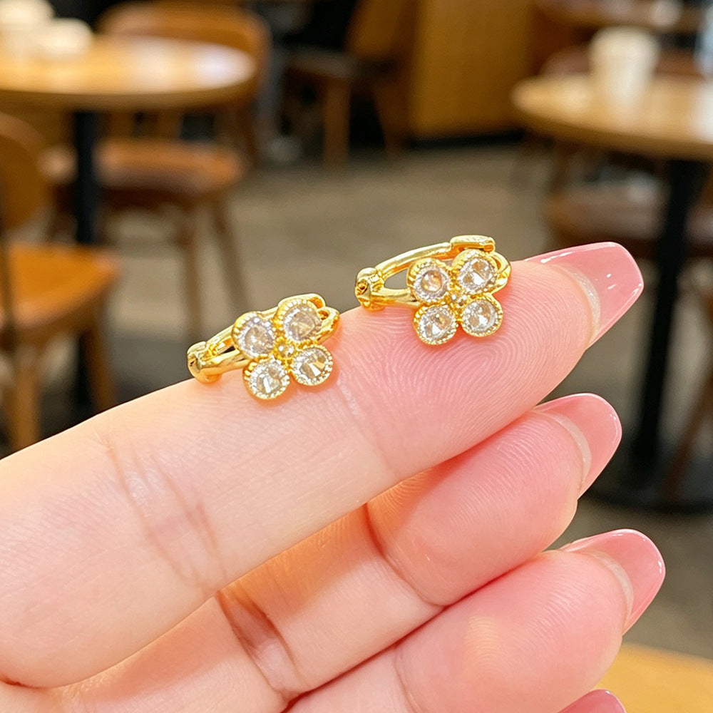 Flowers Earrings For Women In Copper Alloy With Real Gold Plated Bezel Setting Featuring Copper Alloy Ear Pins
