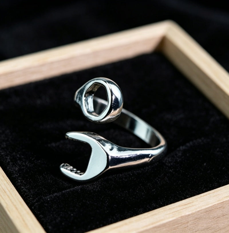 Hip-Hop Totem Ring For Unisex Featuring Electroplated Zinc Alloy Material